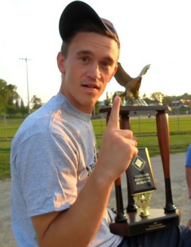 softball trophy.jpg